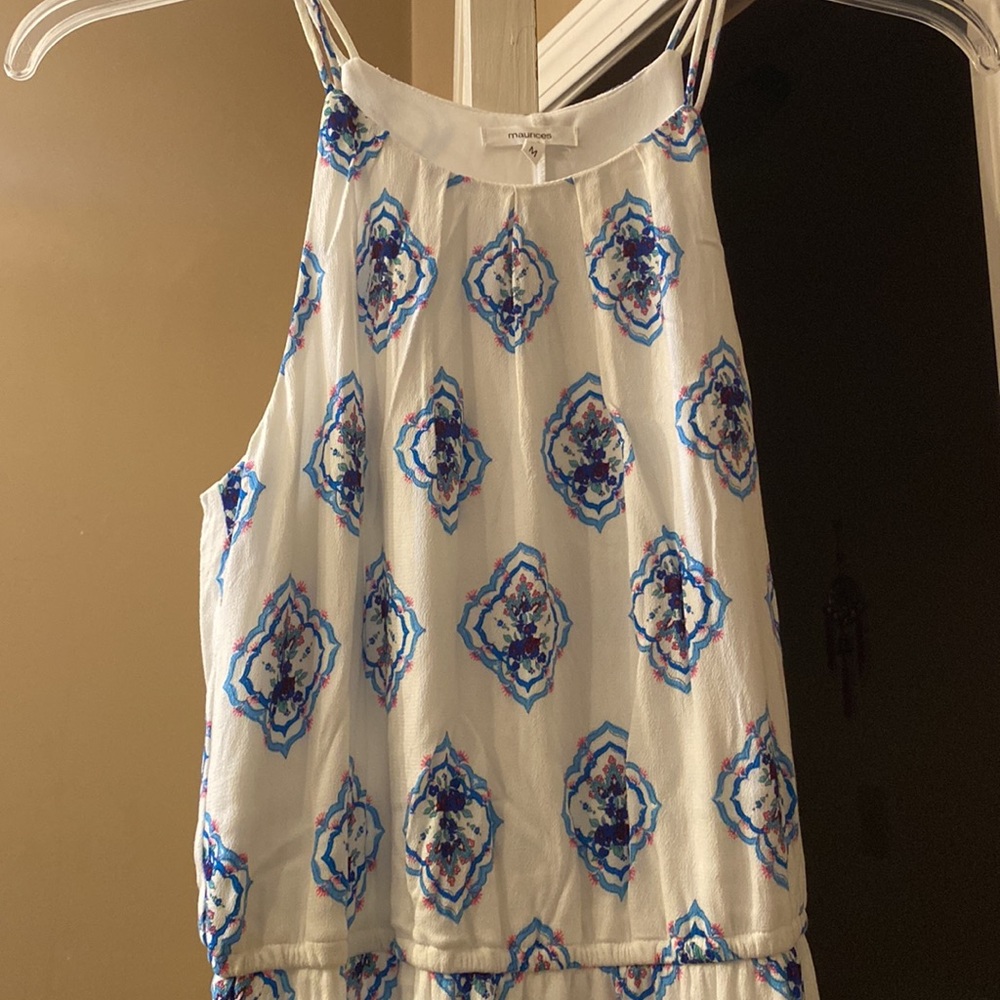 Dress - Picture 2 of 4